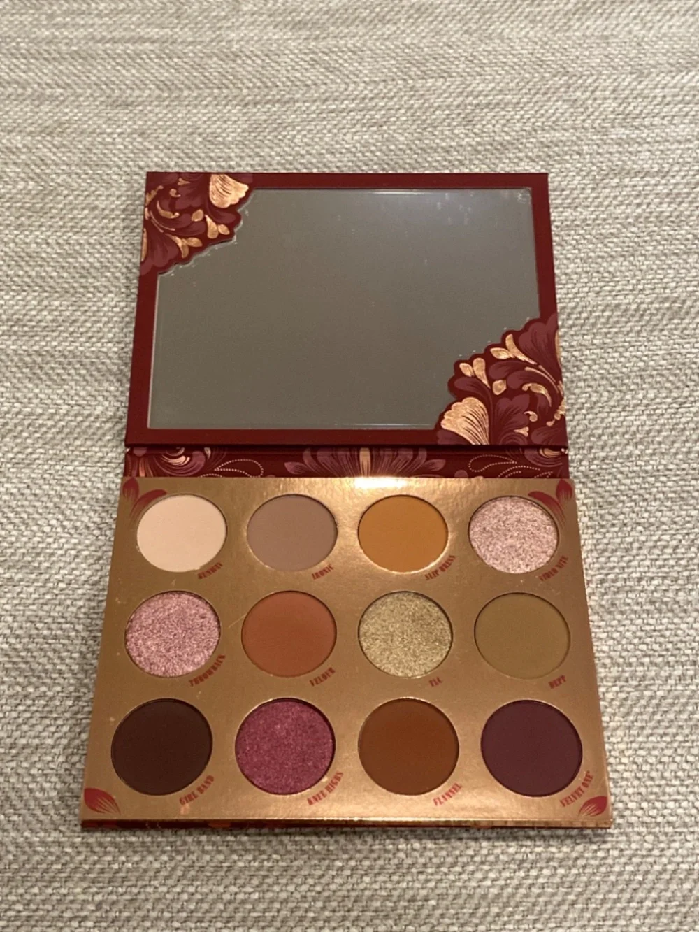 Colourpop Plush Like Me Eyeshadow Palette